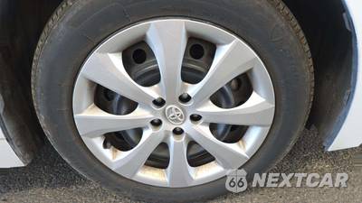 2025 Toyota Corolla LE Sedan - zdjęcie 22 z 31 - miniatura