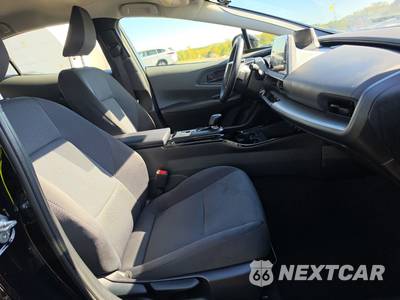 2025 Toyota Prius LE - zdjęcie 8 z 27 - miniatura