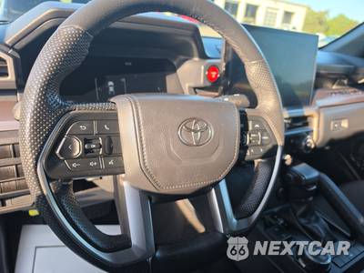 2025 Toyota Tacoma TRD Off-Road Crew Cab Medium Bed - zdjęcie 10 z 31 - miniatura