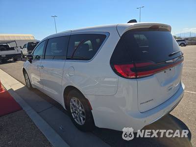 2025 Chrysler Pacifica Select 121.6" WB - zdjęcie 6 z 29 - miniatura