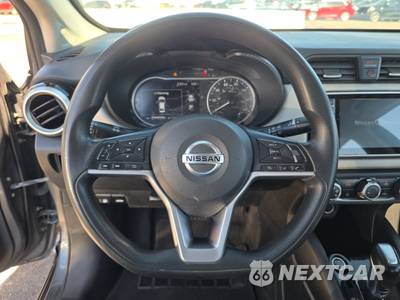 2021 Nissan Versa SV - zdjęcie 10 z 34 - miniatura