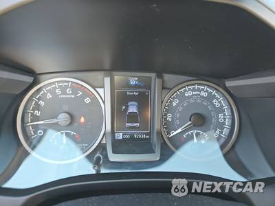 2020 Toyota Tacoma TRD Sport Crew Cab Medium Bed - zdjęcie 12 z 24 - miniatura