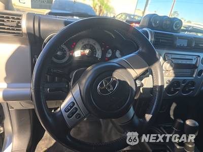 2007 Toyota FJ Cruiser w/Rear Doors - zdjęcie 10 z 30 - miniatura