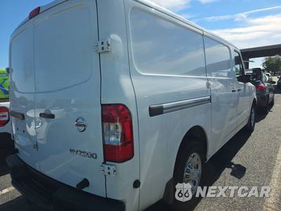 2019 Nissan NV2500 HD Cargo SV Standard Roof 146.1" WB - zdjęcie 4 z 19 - miniatura
