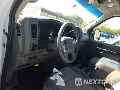 2019 Nissan NV2500 HD Cargo SV Standard Roof 146.1" WB - zdjęcie 6 z 19 - miniatura