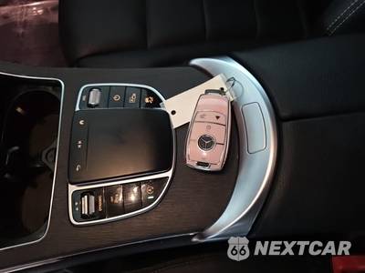 2022 Mercedes-Benz GLC 300 4MATIC - zdjęcie 22 z 23 - miniatura