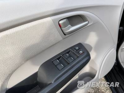 2011 Honda Insight EX - zdjęcie 74 z 118 - miniatura