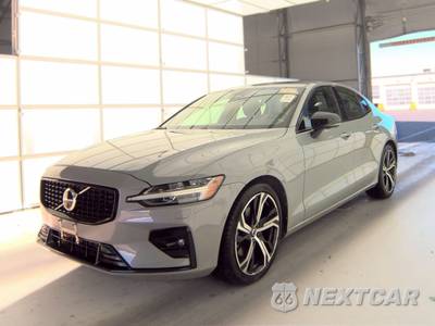 2024 Volvo S60 B5 Plus Dark - zdjęcie 1 z 46 - miniatura