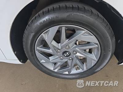2024 Hyundai Elantra SEL - zdjęcie 9 z 23 - miniatura