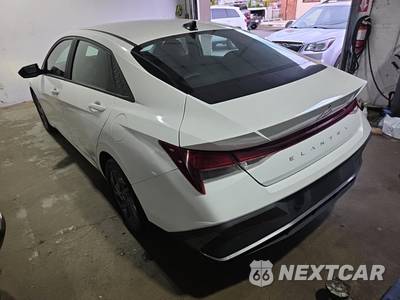2024 Hyundai Elantra SEL - zdjęcie 6 z 23 - miniatura