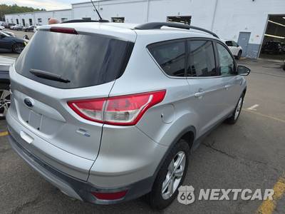 2014 Ford Escape SE - zdjęcie 4 z 35 - miniatura