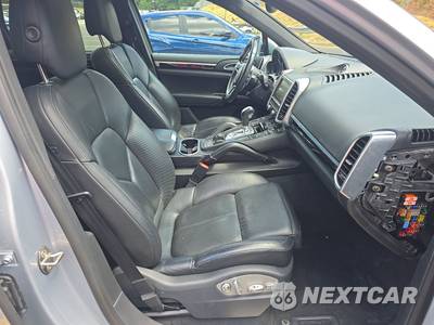 2016 Porsche Cayenne - zdjęcie 8 z 23 - miniatura