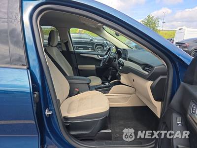 2020 Ford Escape SE - zdjęcie 8 z 31 - miniatura