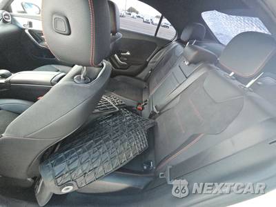 2021 Mercedes-Benz AMG A 35 4MATIC - zdjęcie 13 z 29 - miniatura
