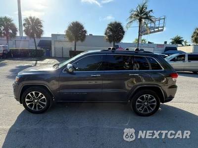 2017 Jeep Grand Cherokee Overland - zdjęcie 12 z 26 - miniatura
