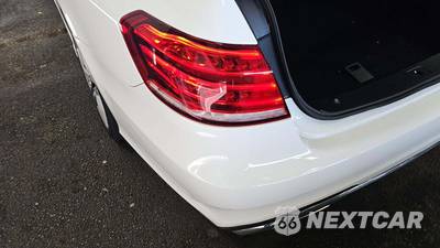 2014 Mercedes-Benz E 350 Sedan - zdjęcie 24 z 36 - miniatura