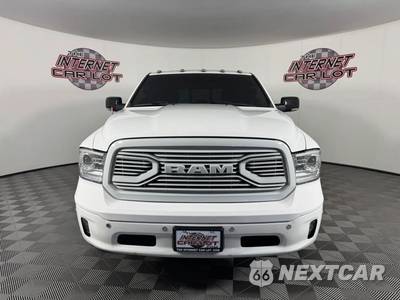 2015 Ram 1500 Laramie Limited Crew Cab Short Bed 26M - zdjęcie 2 z 45 - miniatura