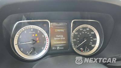2017 Nissan TITAN Platinum Reserve Crew Cab Extra Short Bed - zdjęcie 30 z 34 - miniatura