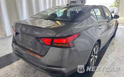 2022 Nissan Altima SV - zdjęcie 3 z 40 - miniatura