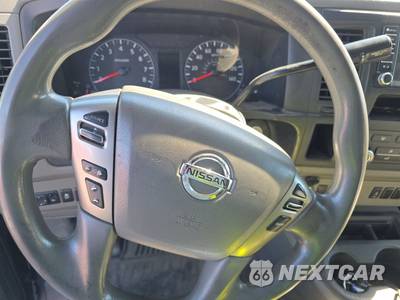 2019 Nissan NV2500 HD Cargo SV High Roof 146.1" WB - zdjęcie 10 z 32 - miniatura