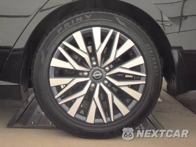 2023 Nissan Altima SV - zdjęcie 12 z 33 - miniatura