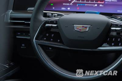 2026 Cadillac Escalade ESV 1SA - zdjęcie 41 z 50 - miniatura