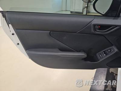 2025 Toyota GR86 - zdjęcie 9 z 22 - miniatura