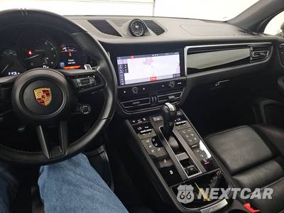 2024 Porsche Macan T - zdjęcie 11 z 21 - miniatura