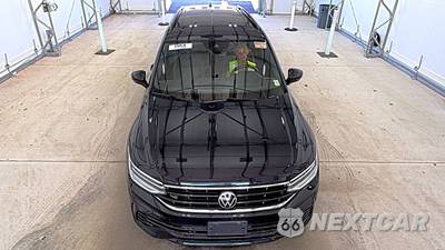 2022 Volkswagen Tiguan SE R-Line Black - zdjęcie 2 z 26 - miniatura