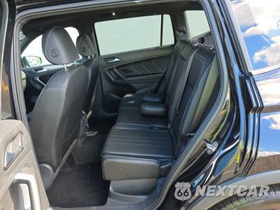 2022 Volkswagen Tiguan SE R-Line Black - zdjęcie 13 z 26 - miniatura