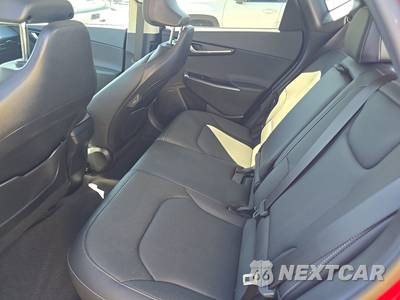2022 Kia EV6 Wind - zdjęcie 13 z 25 - miniatura