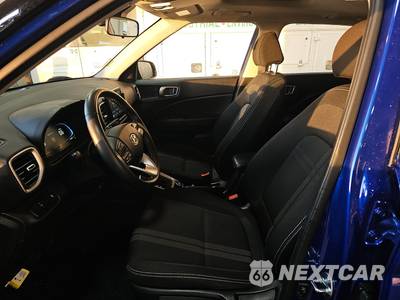 2025 Hyundai Venue SEL - zdjęcie 7 z 34 - miniatura
