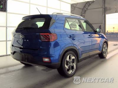 2025 Hyundai Venue SEL - zdjęcie 4 z 34 - miniatura