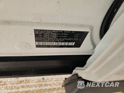 2025 Toyota RAV4 Hybrid XLE - zdjęcie 14 z 33 - miniatura