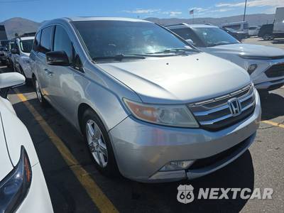 2011 Honda Odyssey Touring 118.1" WB - zdjęcie 3 z 42 - miniatura
