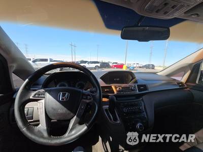 2011 Honda Odyssey Touring 118.1" WB - zdjęcie 11 z 42 - miniatura