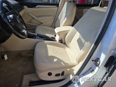 2014 Volkswagen Passat TDI SE w/Sunroof - zdjęcie 7 z 29 - miniatura