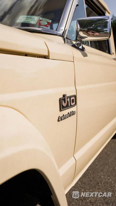 1986 Jeep J-10 Pickup - zdjęcie 24 z 35 - miniatura