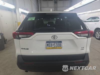 2022 Toyota RAV4 LE - zdjęcie 5 z 27 - miniatura