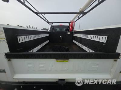 2019 Ford Super Duty F-350 Cab Chassis XLT Extended Cab w/Rear Doors - zdjęcie 5 z 23 - miniatura