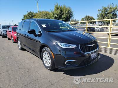 2025 Chrysler Pacifica Select 121.6" WB - zdjęcie 3 z 26 - miniatura