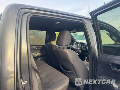 2018 Toyota Tacoma TRD Sport Crew Cab Medium Bed - zdjęcie 10 z 24 - miniatura