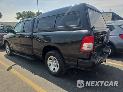 2019 Ram 1500 Tradesman Extended Cab Medium Bed - zdjęcie 6 z 18 - miniatura