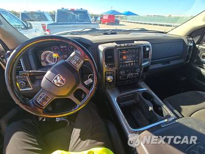 2017 Ram 1500 Night Crew Cab Short Bed - zdjęcie 11 z 28 - miniatura
