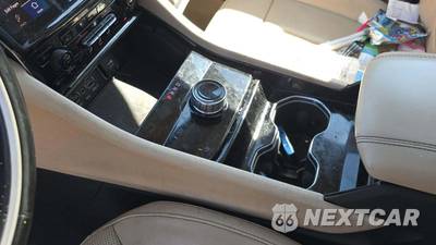 2022 Jeep Grand Cherokee Limited - zdjęcie 25 z 43 - miniatura