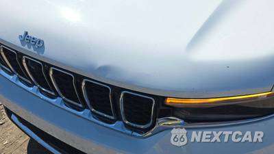 2022 Jeep Grand Cherokee Limited - zdjęcie 38 z 43 - miniatura