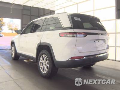 2022 Jeep Grand Cherokee Limited - zdjęcie 6 z 43 - miniatura