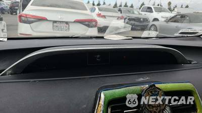 2019 Toyota Prius XLE - zdjęcie 23 z 60 - miniatura