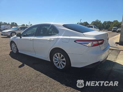 2018 Toyota Camry LE - zdjęcie 6 z 28 - miniatura