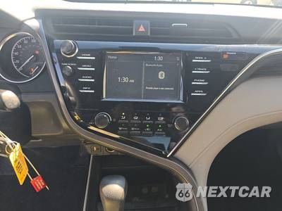 2018 Toyota Camry LE - zdjęcie 11 z 28 - miniatura